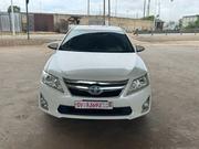 Toyota Camry LE 4dr Sedan (2.5L 4cyl 6A) 2013 Pearl for sale