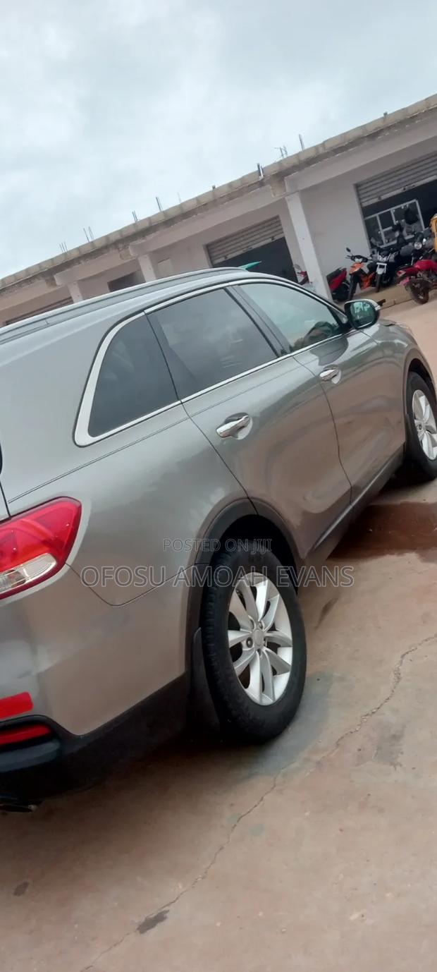 Kia Sorento 4dr SUV 2016 Gray