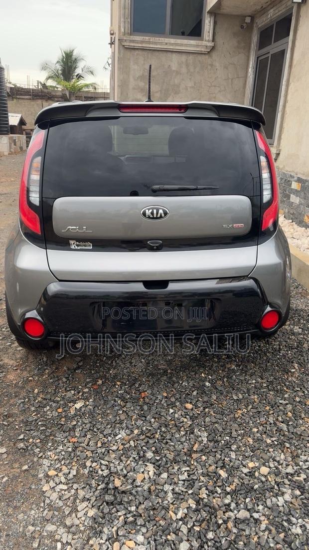 Kia Soul Base Hatchback 2016 Gray