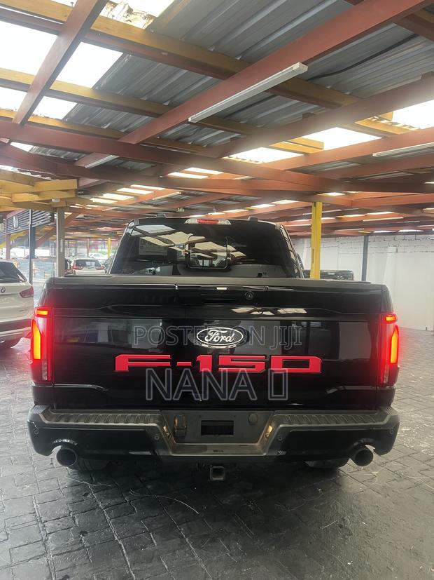 Ford F-150 LARIAT 4WD SuperCrew 6.5' Box 2025 Black