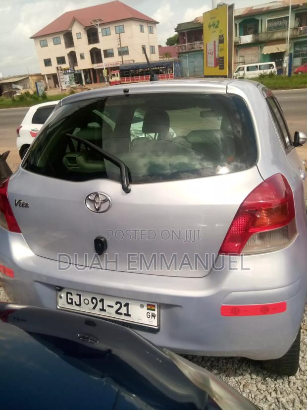 Toyota Vitz 1.3 AWD 5dr 2010 Silver
