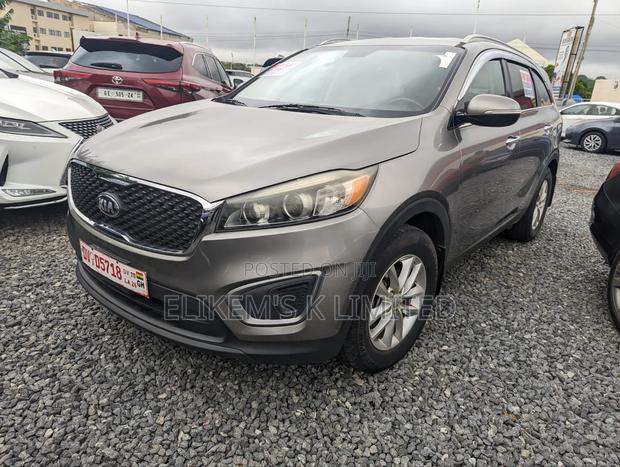 Kia Sorento 4dr SUV 2016 Gray