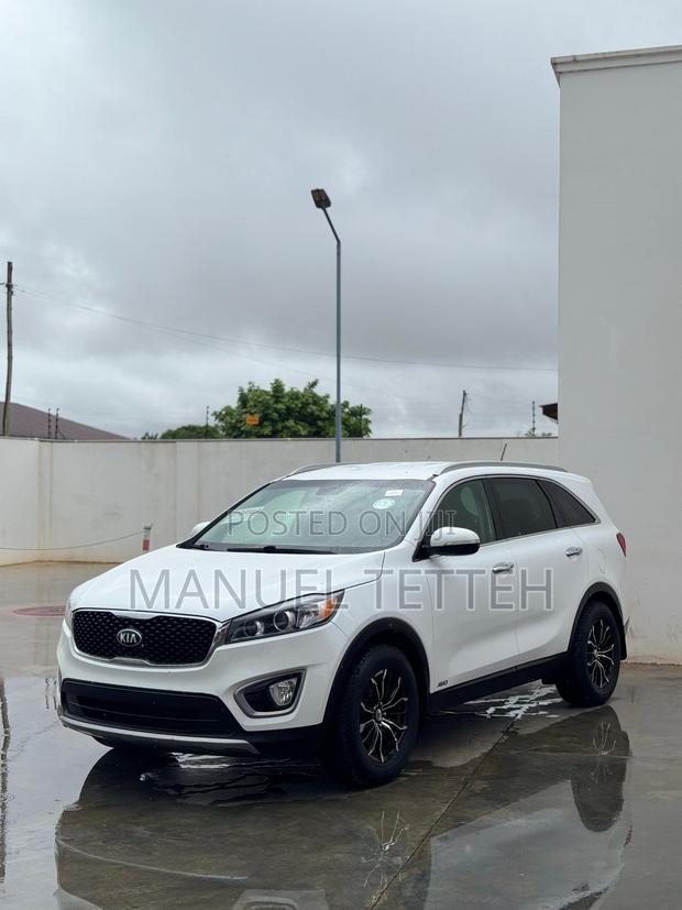 Kia Sorento 4dr SUV 2016 White
