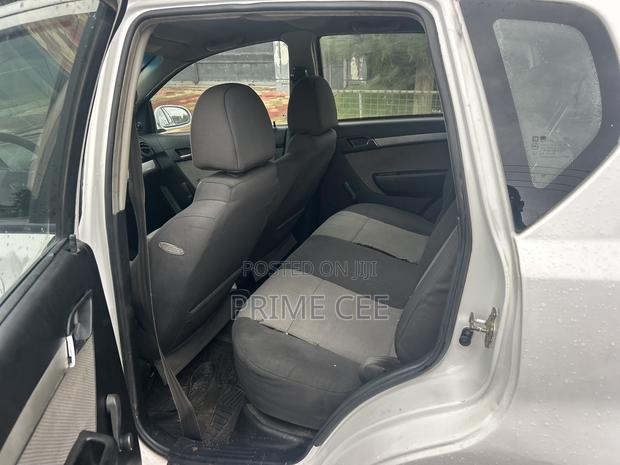 Chevrolet Aveo 2011 White