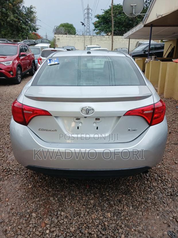 Toyota Corolla XSE 4dr Sedan (1.8L 4cyl CVT) 2017 Silver