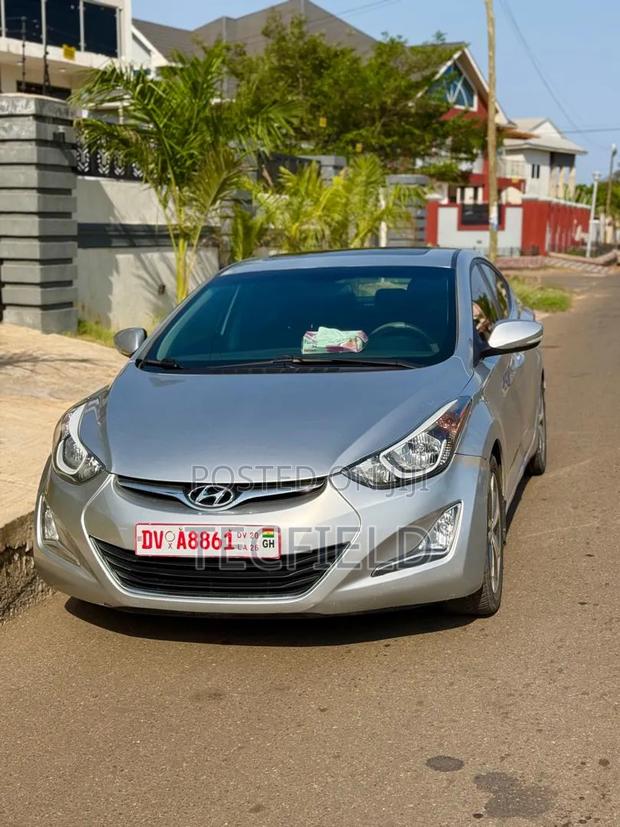 Hyundai Elantra Value Edition Sedan FWD (1.8L 4cyl 6A) 2016 Silver