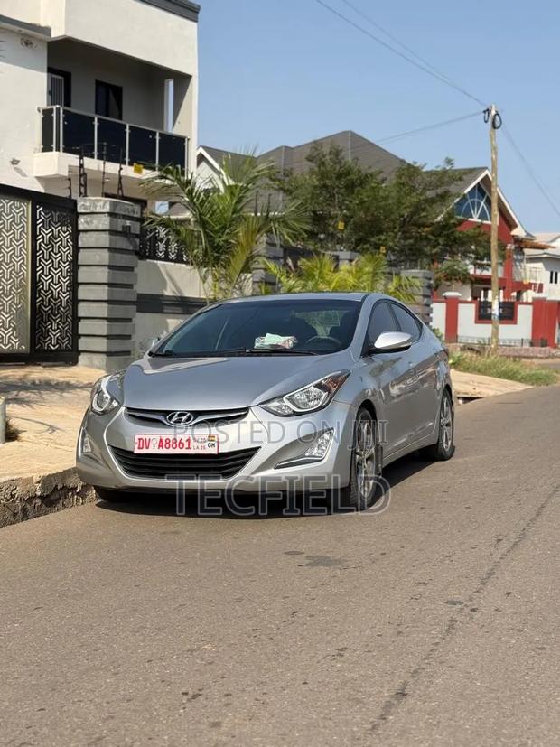 Hyundai Elantra Value Edition Sedan FWD (1.8L 4cyl 6A) 2016 Silver
