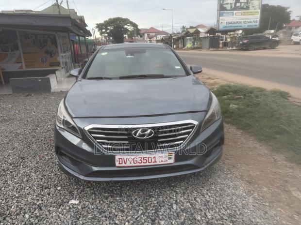 Hyundai Sonata Limited 2.0T 4dr Sedan (2.0L 4cyl Turbo 6A) 2015 Gray