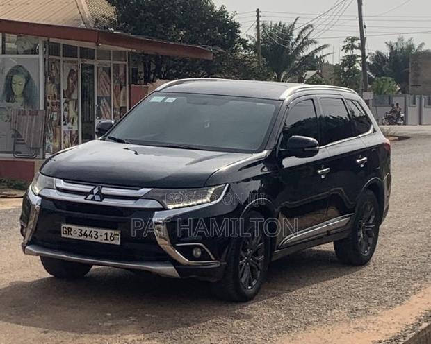 Mitsubishi Outlander 2016 Black