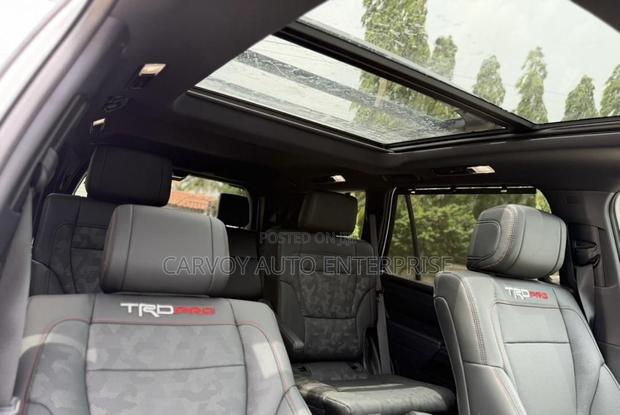 Toyota Sequoia TRD PRO 4WD 2026 White