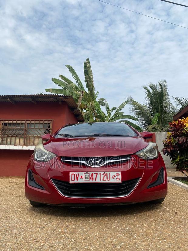 Hyundai Elantra 2015 Red