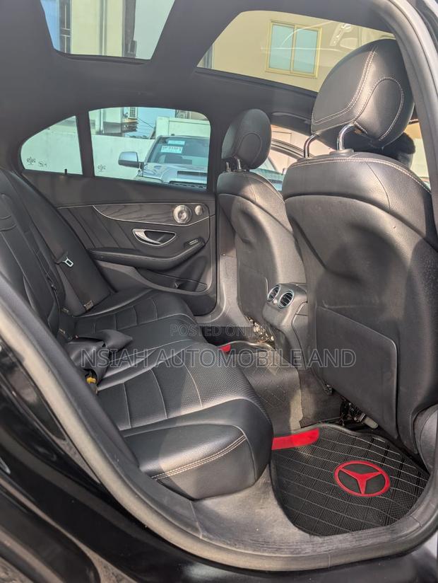 Mercedes-Benz C300 2022 Black
