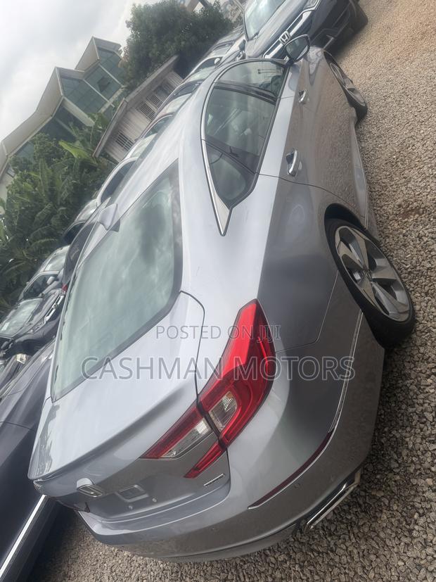 Honda Accord Touring 2018 Silver