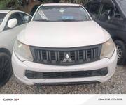 Mitsubishi L200 Double Cab 2.2 4WD 2016 White for sale