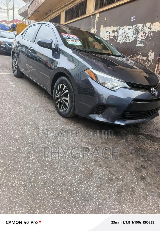 Toyota Corolla LE 4dr Sedan (1.8L 4cyl CVT) 2016 Gray