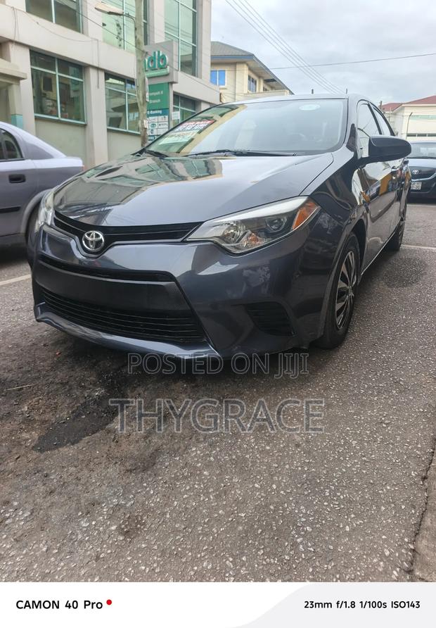 Toyota Corolla LE 4dr Sedan (1.8L 4cyl CVT) 2016 Gray