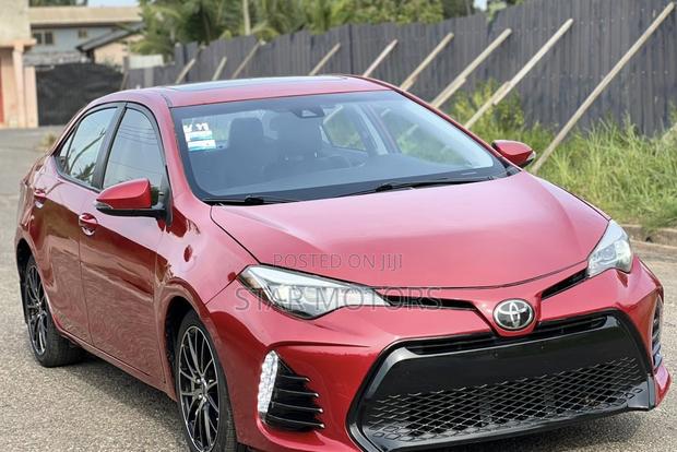 Toyota Corolla 2017 Red