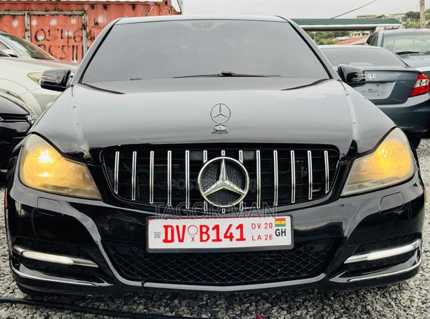 Mercedes-Benz C250 2013 Black