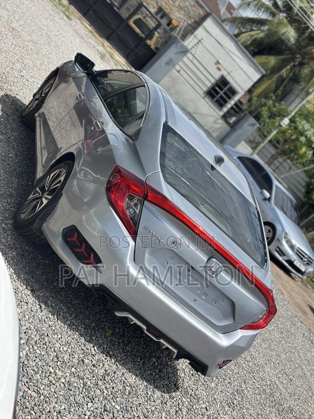 Honda Civic 2016 Silver