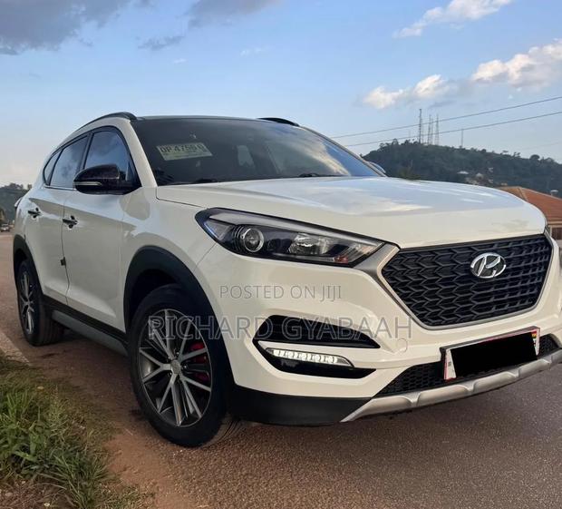 Hyundai Tucson 2016 White