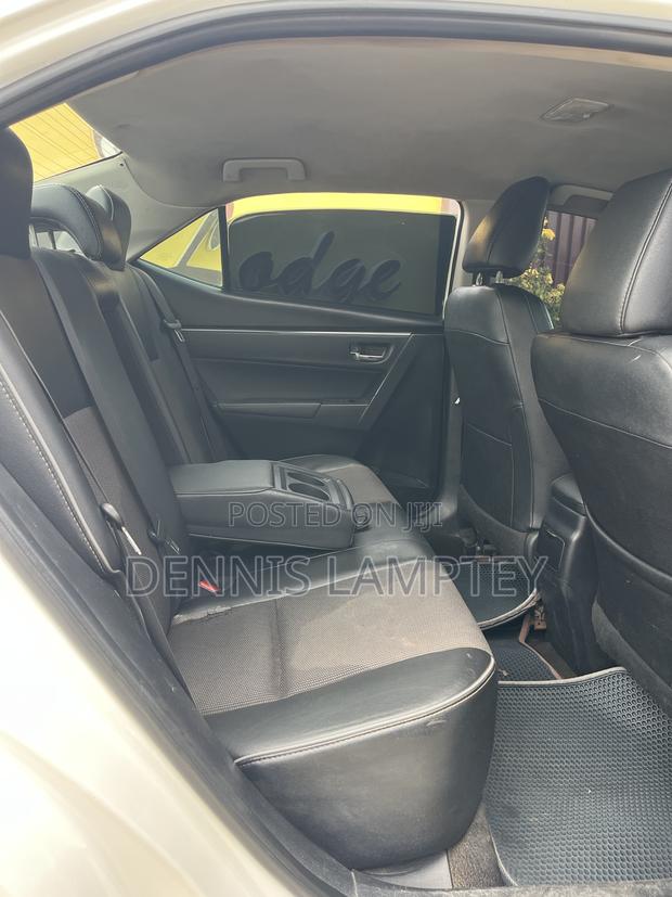 Toyota Corolla 2016 White