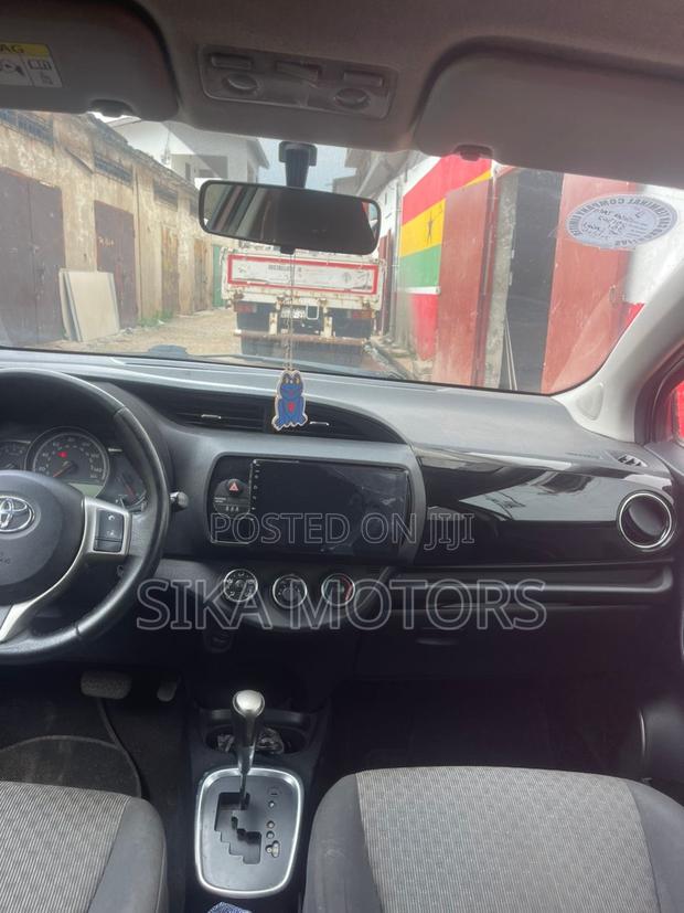 Toyota Yaris 2015