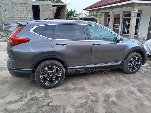 Honda CR-V 2019 Gray