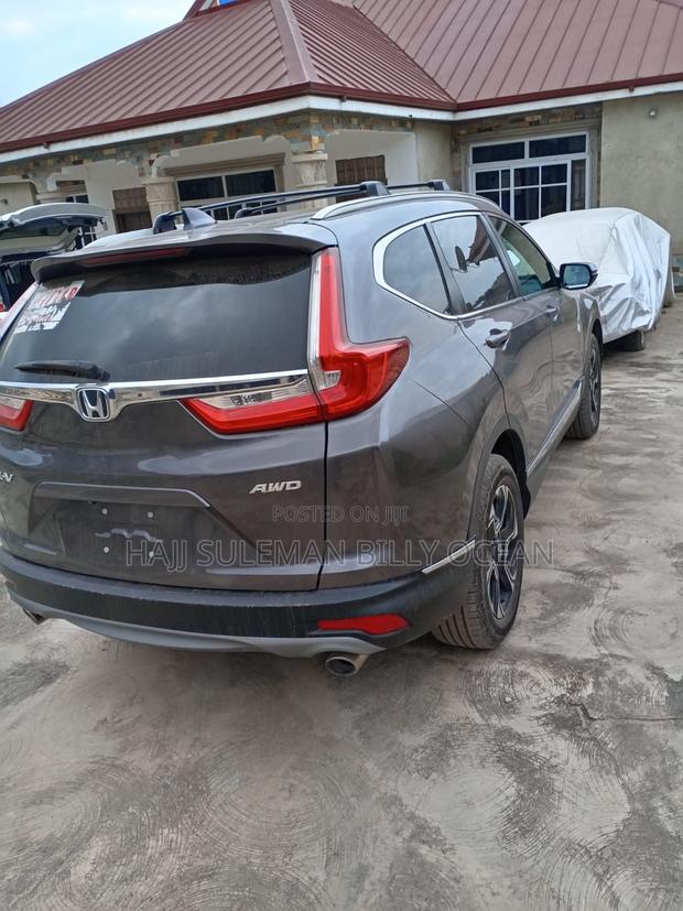Honda CR-V 2019 Gray
