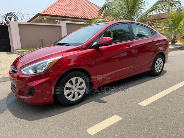 Hyundai Accent 2016 Red