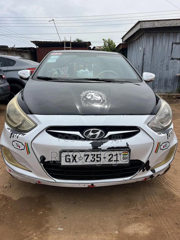 Hyundai Accent 2012 White