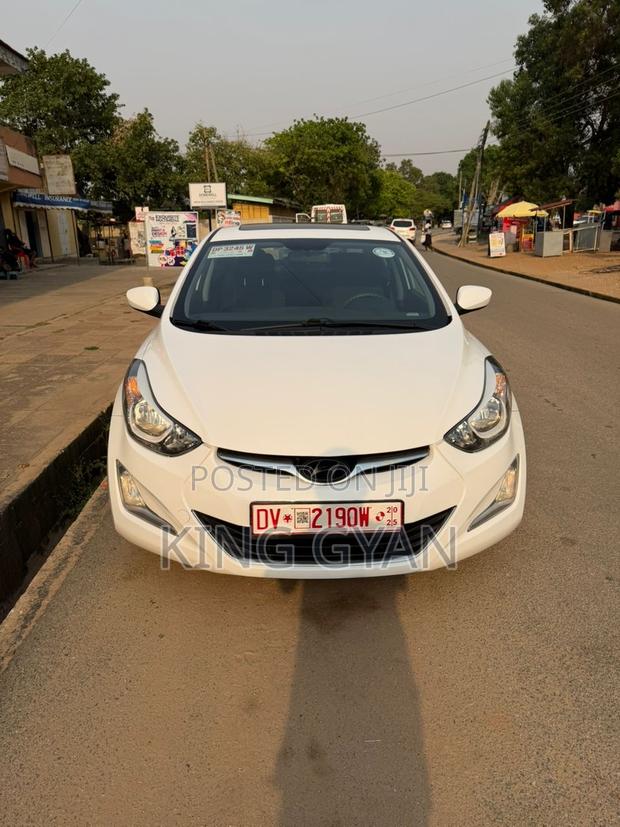 Hyundai Elantra Sport 4dr Sedan (2.0L 4cyl 6A) 2015 White