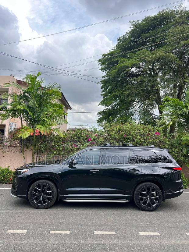 Lexus TX TX 550h+ AWD 2024 Black