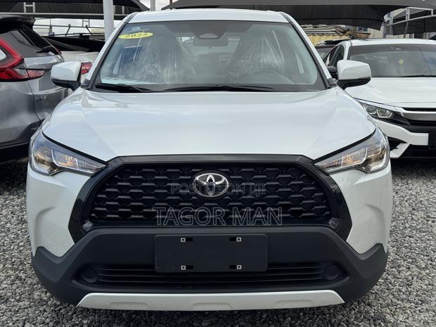 Toyota Corolla Cross 2025 White