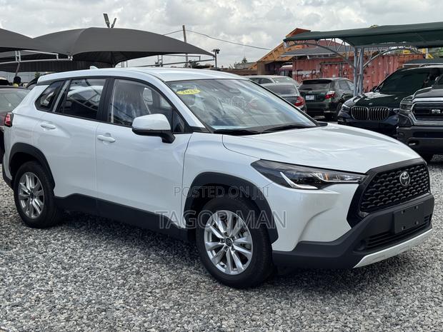 Toyota Corolla Cross 2025 White