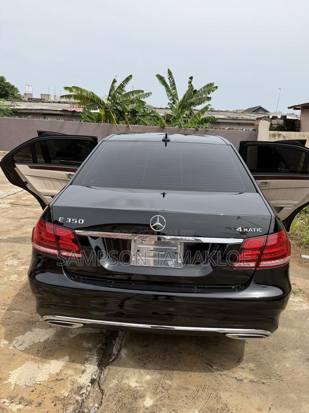 Mercedes-Benz E350 Base 4Matic Sedan AWD (3.5L 6cyl 7A) 2014 Black