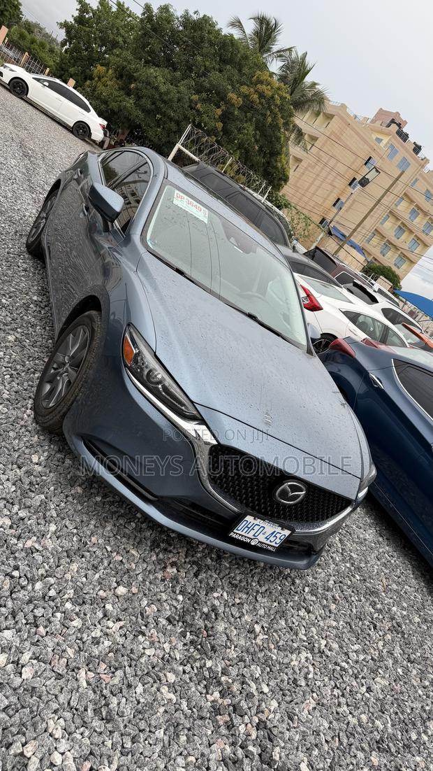 Mazda MX-6 2022
