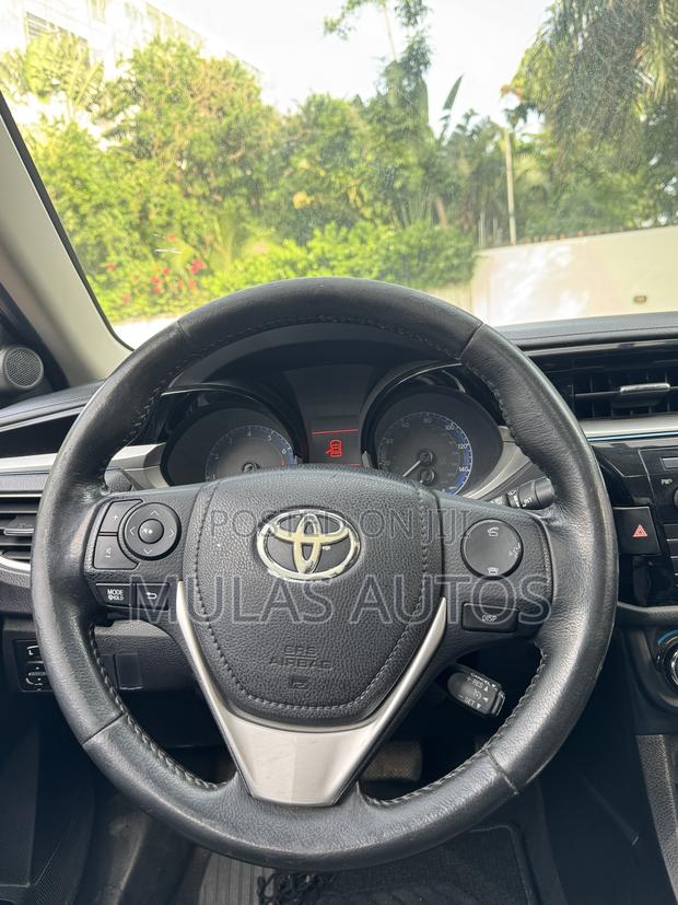 Toyota Corolla S 4dr Sedan (1.8L 4cyl CVT) 2016 Gray