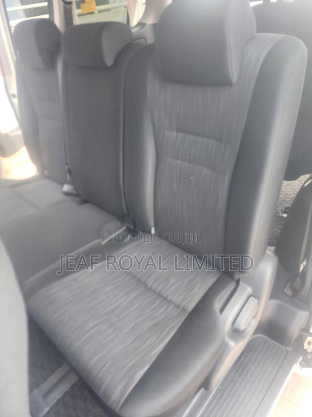 Toyota Voxy 2011 White