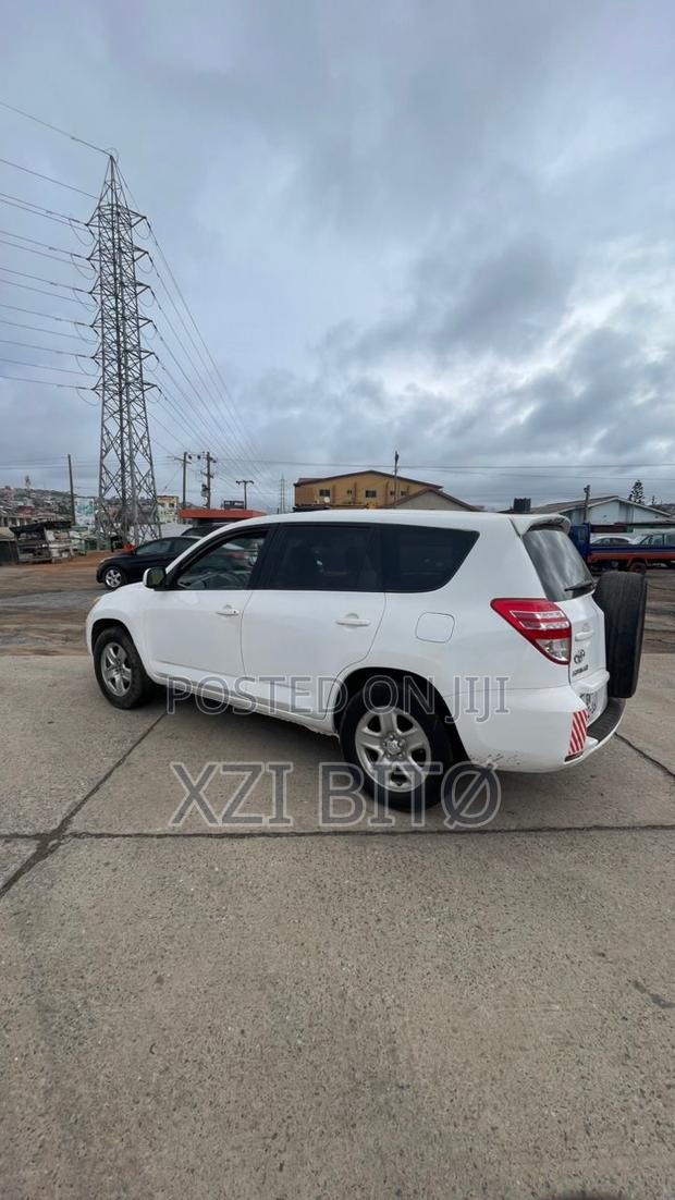 Toyota RAV4 2.5 4x4 2012 Off white