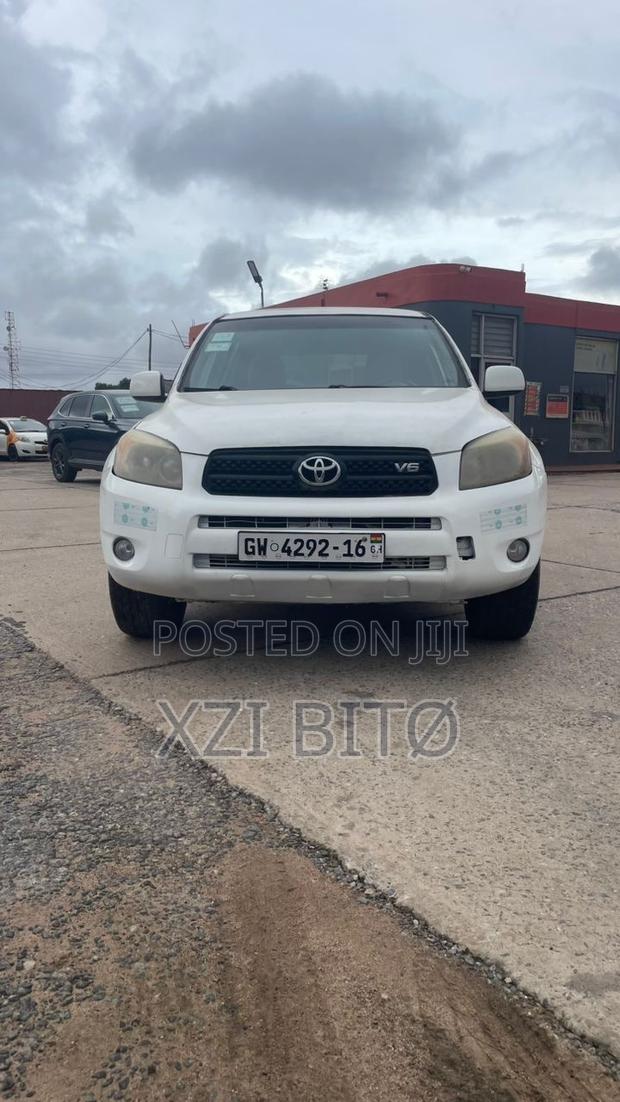 Toyota RAV4 2.5 4x4 2012 Off white