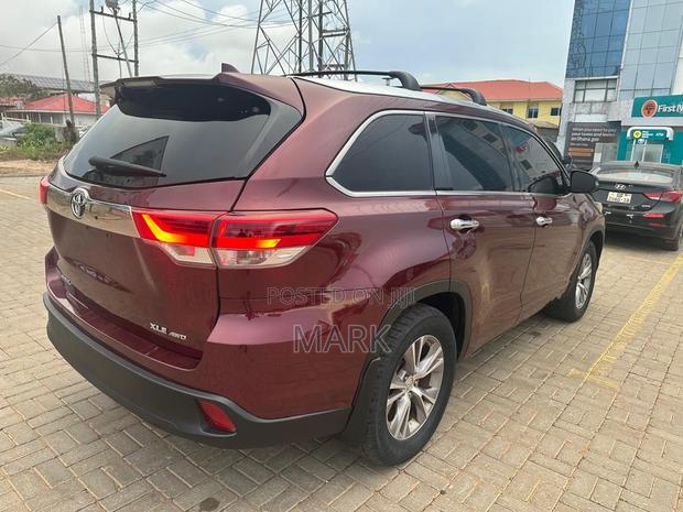 Toyota Highlander 2015 Brown