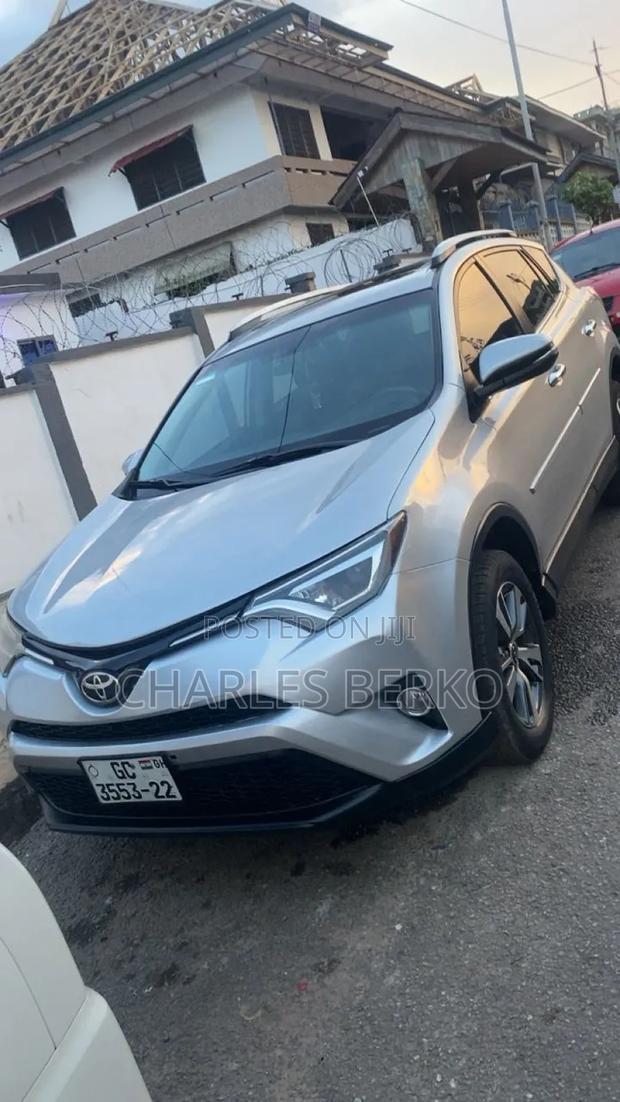 Toyota RAV4 2018 Silver