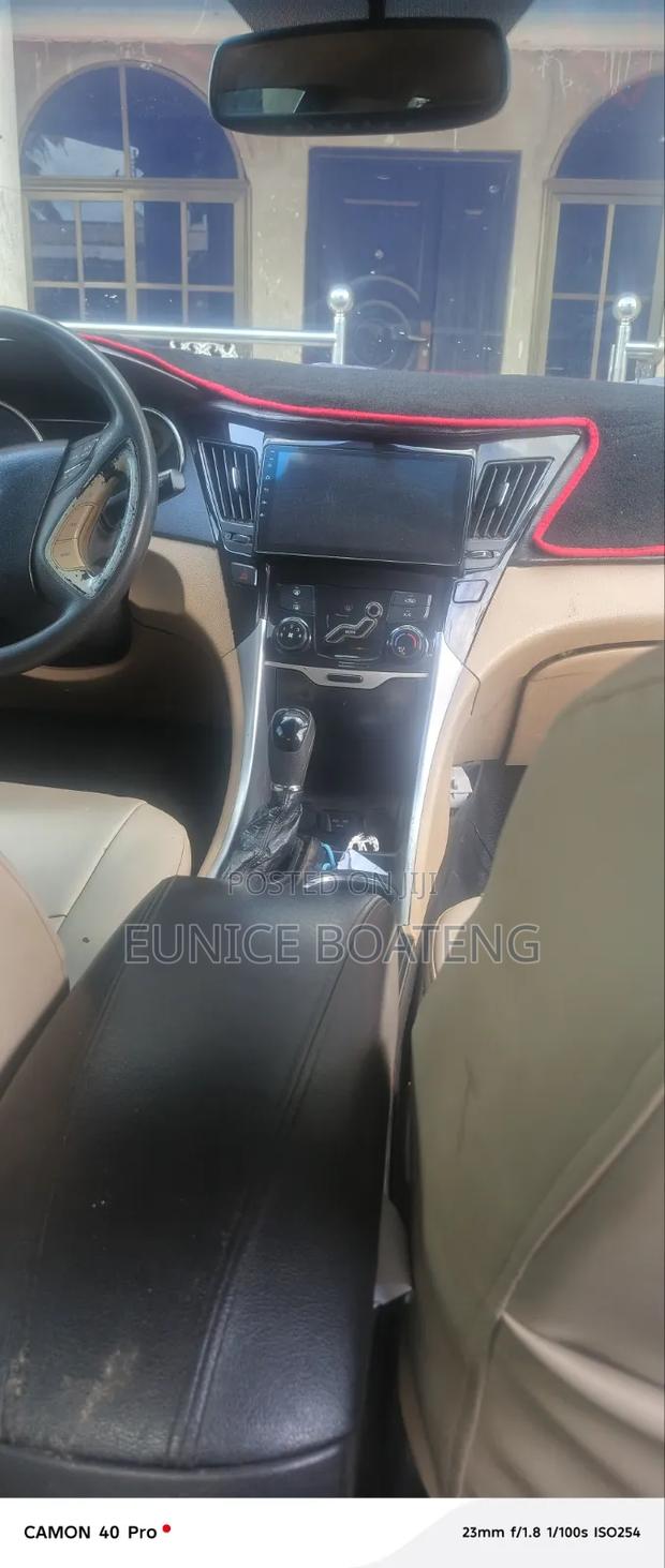 Hyundai Sonata 2011 Black