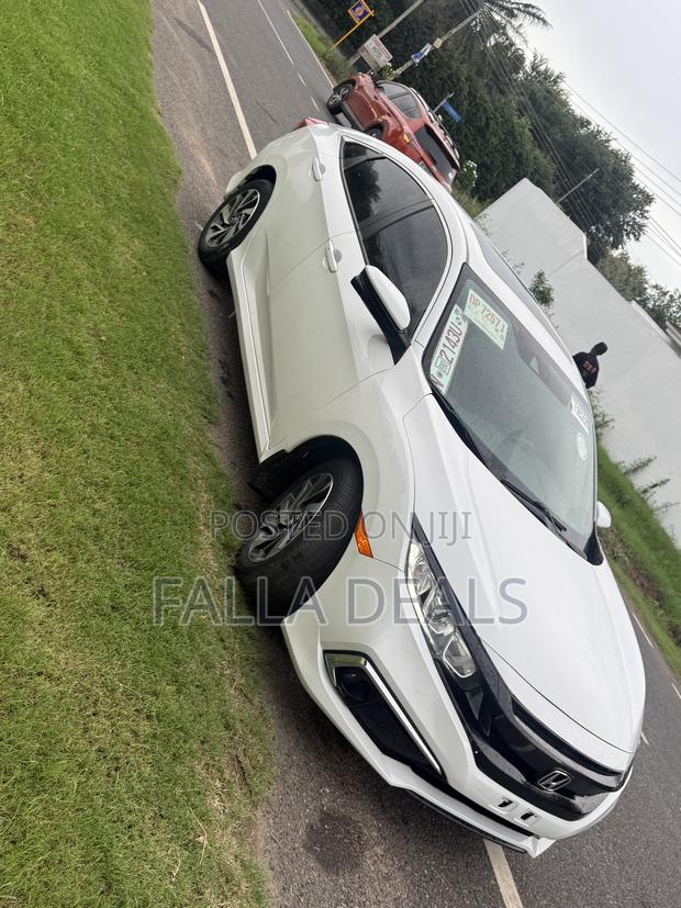 Honda Civic EX Sedan 2020 White