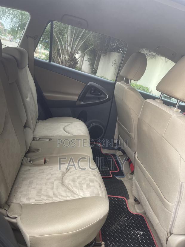 Toyota RAV4 2.5 4x4 2011 Black