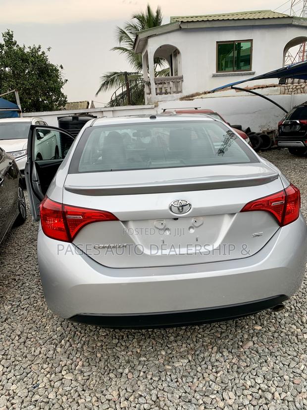 Toyota Corolla XSE 4dr Sedan (1.8L 4cyl CVT) 2017 Silver