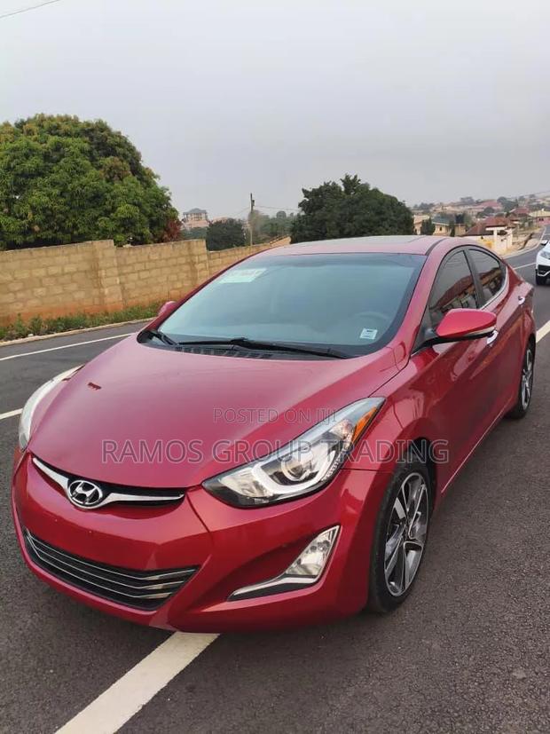 Hyundai Elantra Limited Sedan FWD (1.8L 4cyl 6A) 2016 Red