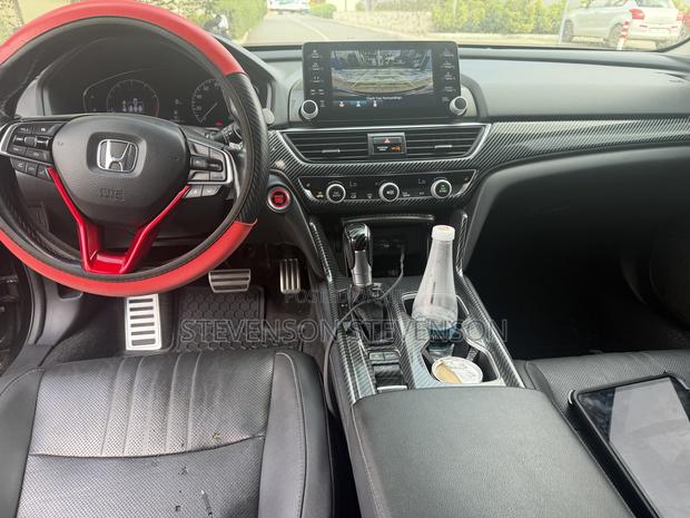 Honda Accord Sport 2.0T 2018 Black