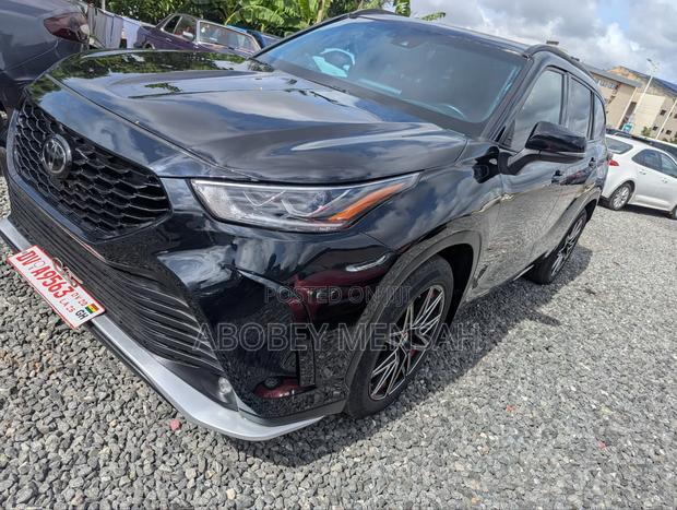 Toyota Highlander XSE AWD 2023 Black