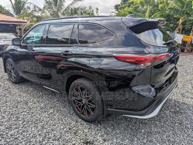 Toyota Highlander XSE AWD 2023 Black